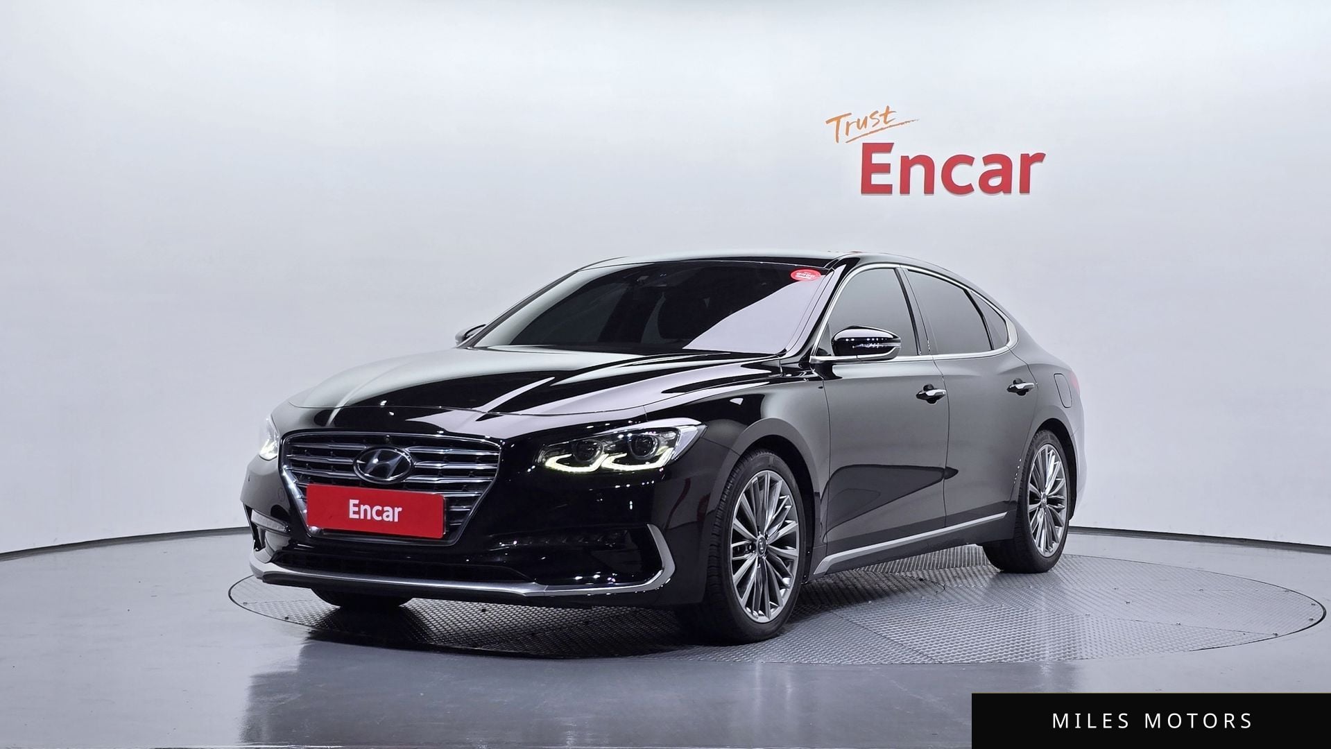 Hyundai Grandeur 2019 — фото 1 из 12