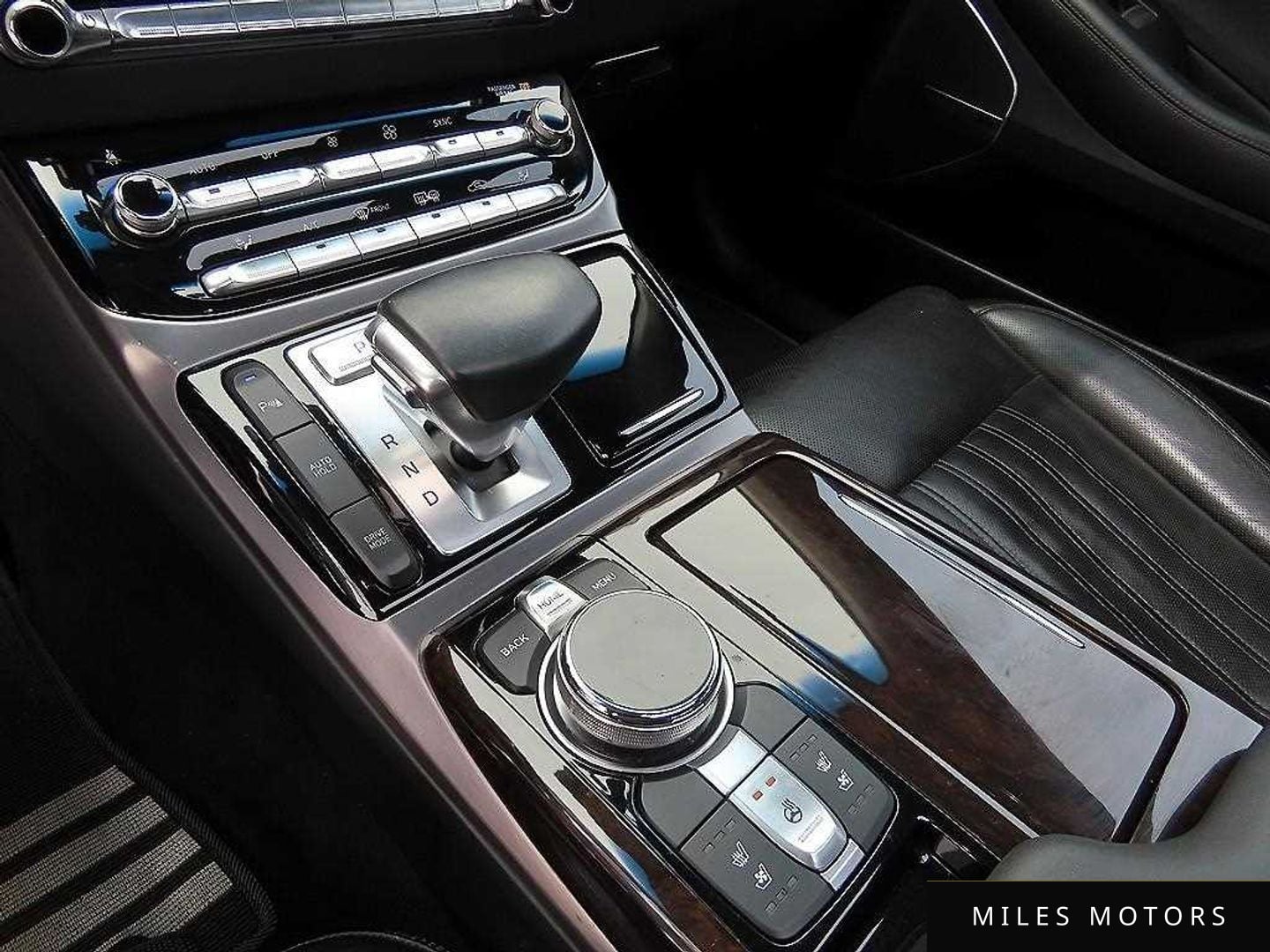 Genesis EQ900 2016 — миниатюра 10