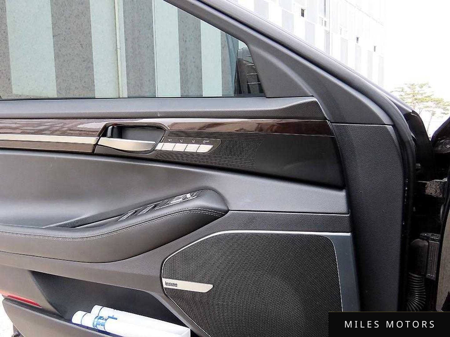 Genesis EQ900 2016 — миниатюра 11