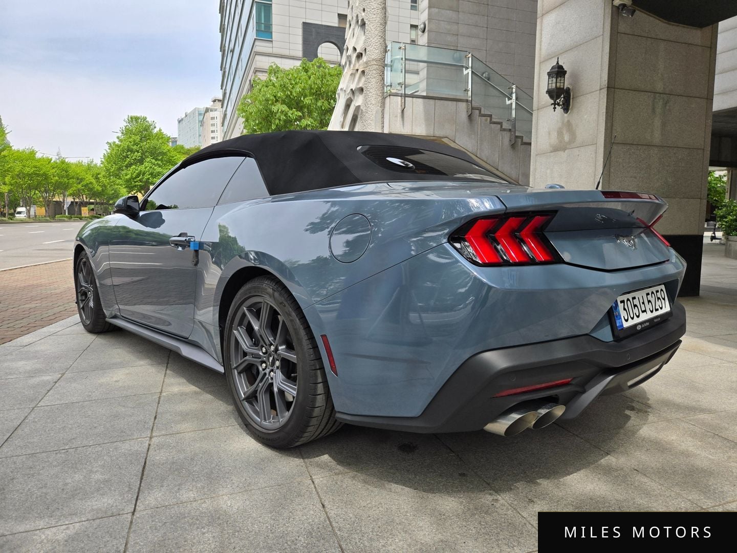 Ford Mustang 2024 — миниатюра 2