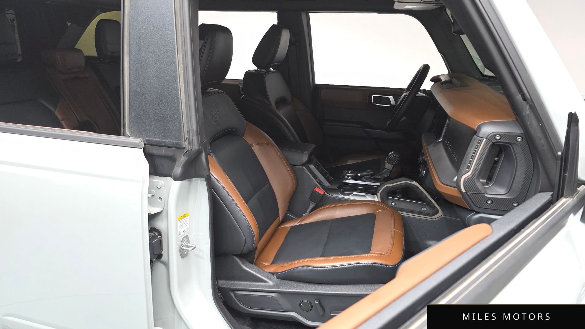 Ford Bronco 2024 — миниатюра 18