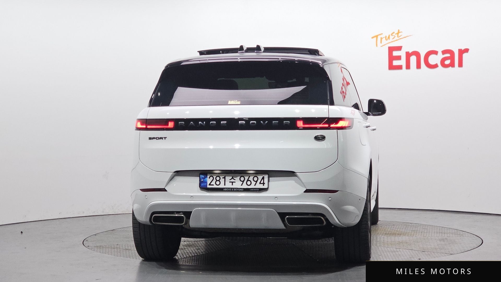 Land Rover Range Rover Sport 2023 — миниатюра 4