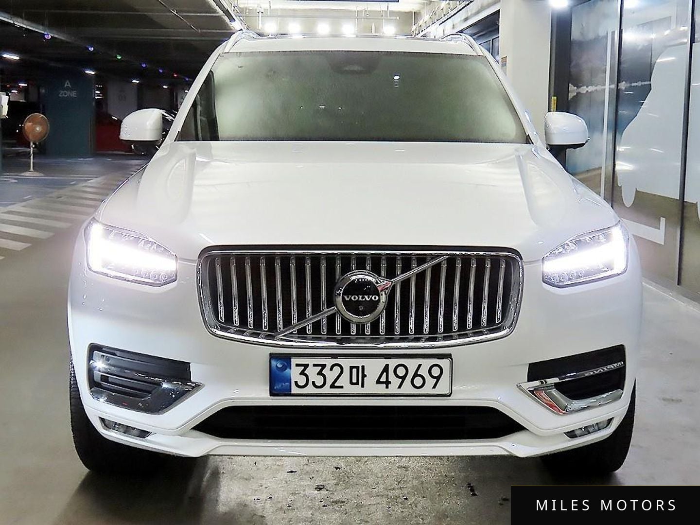 Volvo XC90 2023 — миниатюра 3