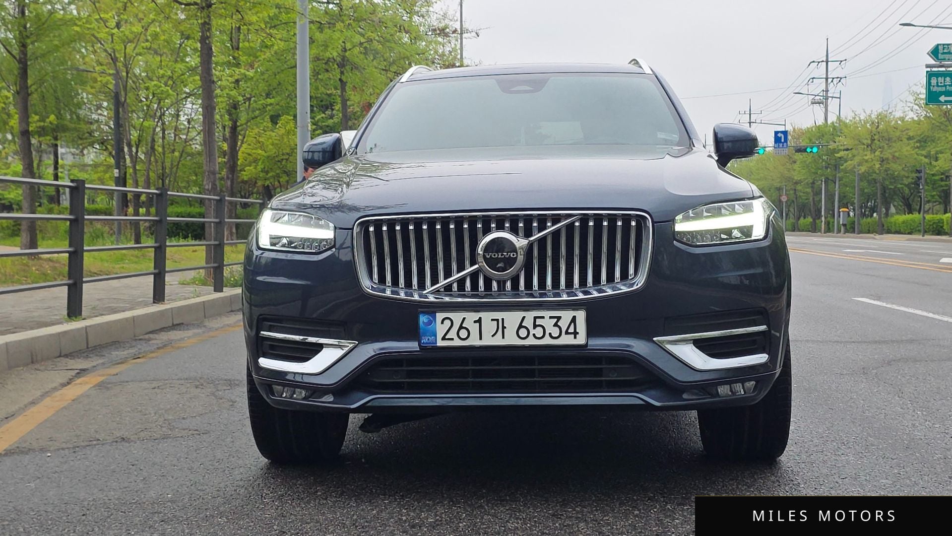 Volvo XC90 2023 — миниатюра 3