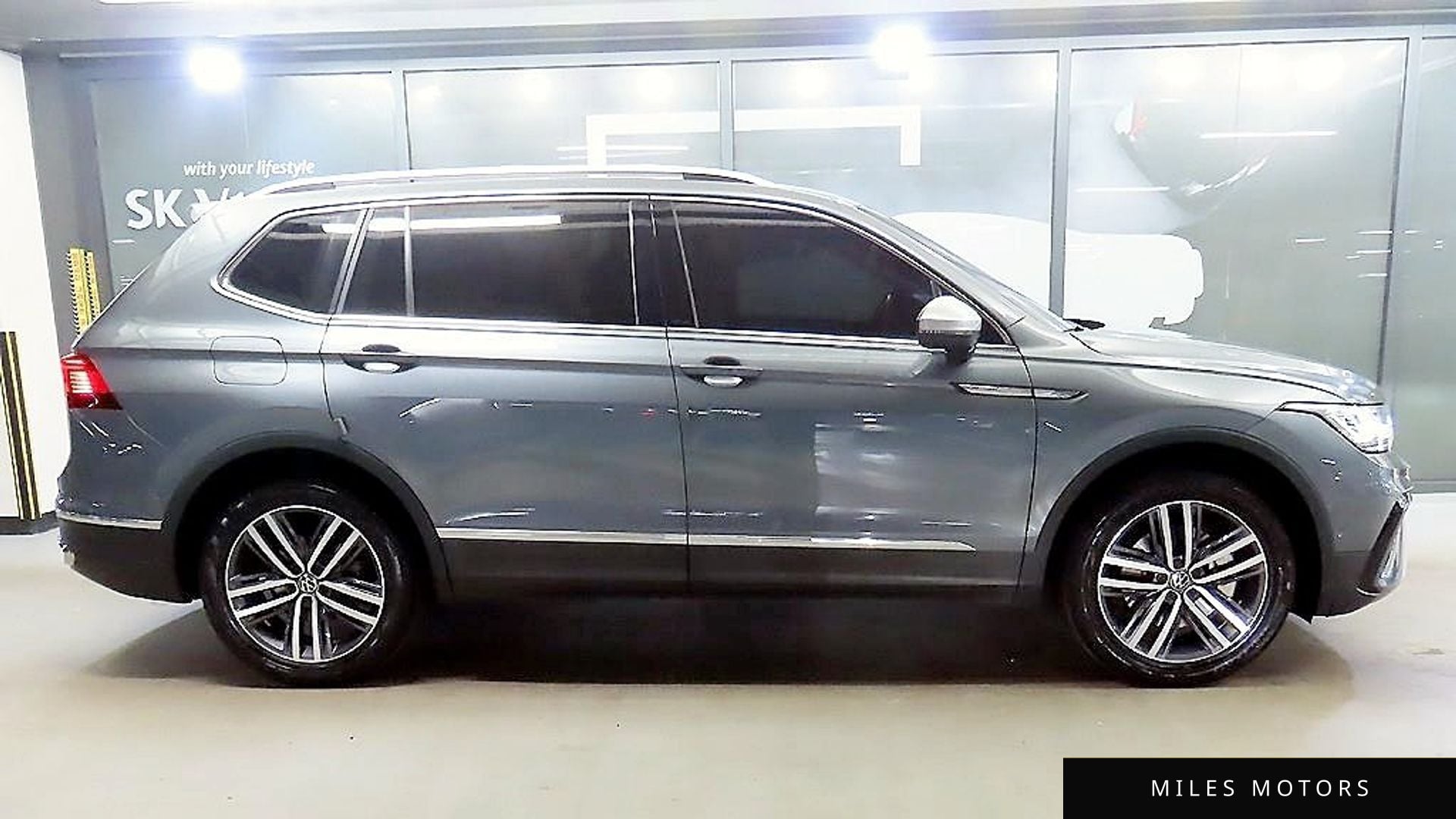 Volkswagen Tiguan 2023 — миниатюра 3