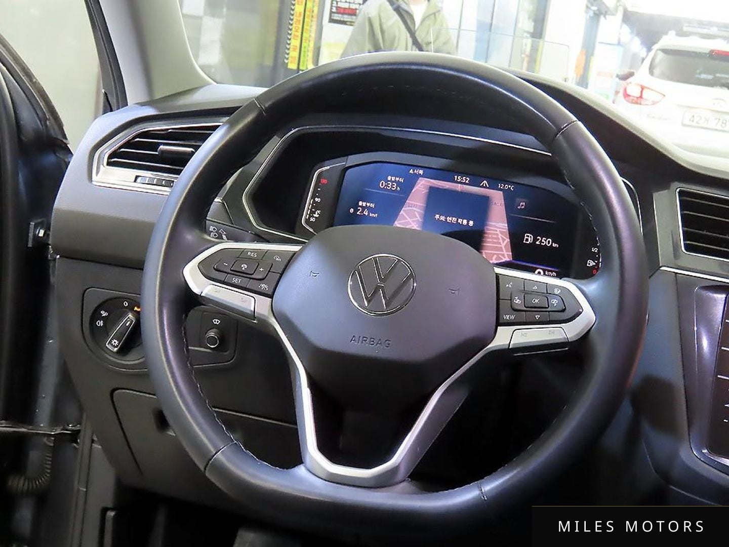 Volkswagen Tiguan 2023 — миниатюра 8