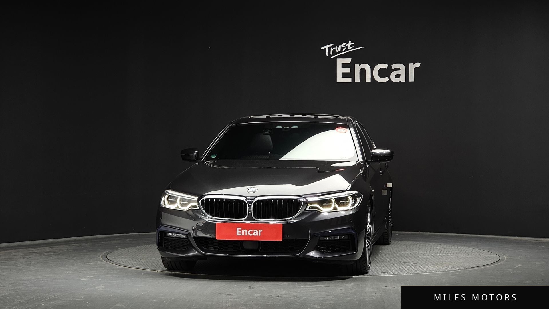 BMW 5시리즈 (G30) 2019 — миниатюра 3