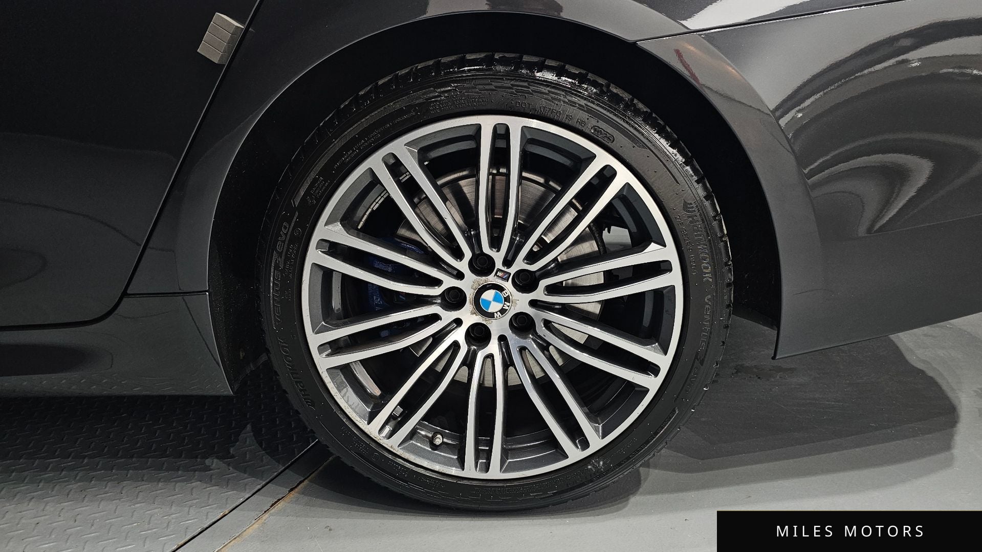 BMW 5시리즈 (G30) 2019 — миниатюра 7