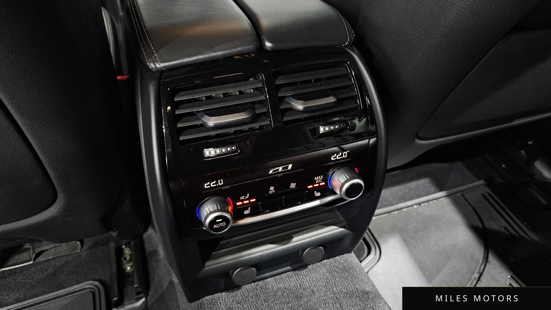 BMW 5시리즈 (G30) 2019 — миниатюра 32