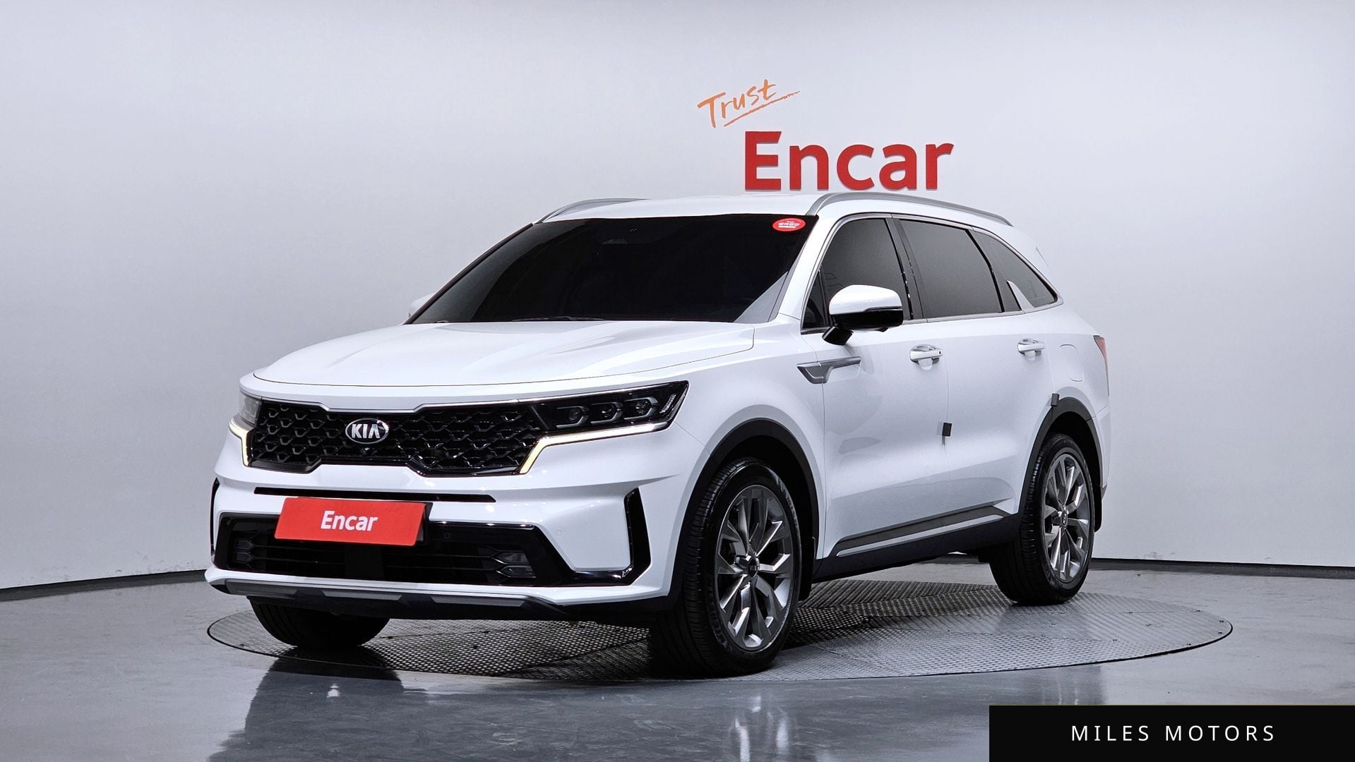 Kia Sorento 2021 — фото 1 из 12