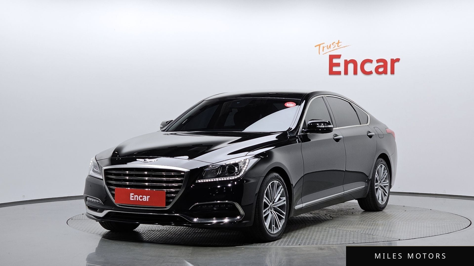 Genesis G80 2017 — фото 1 из 12