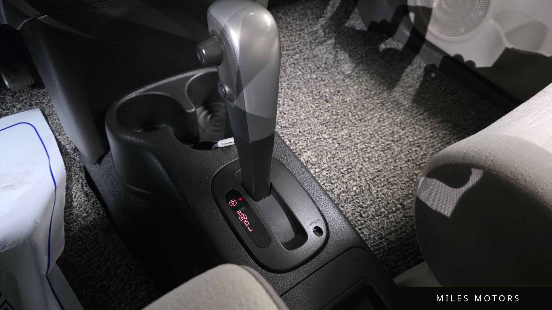 Nissan Cube 2013 — миниатюра 9