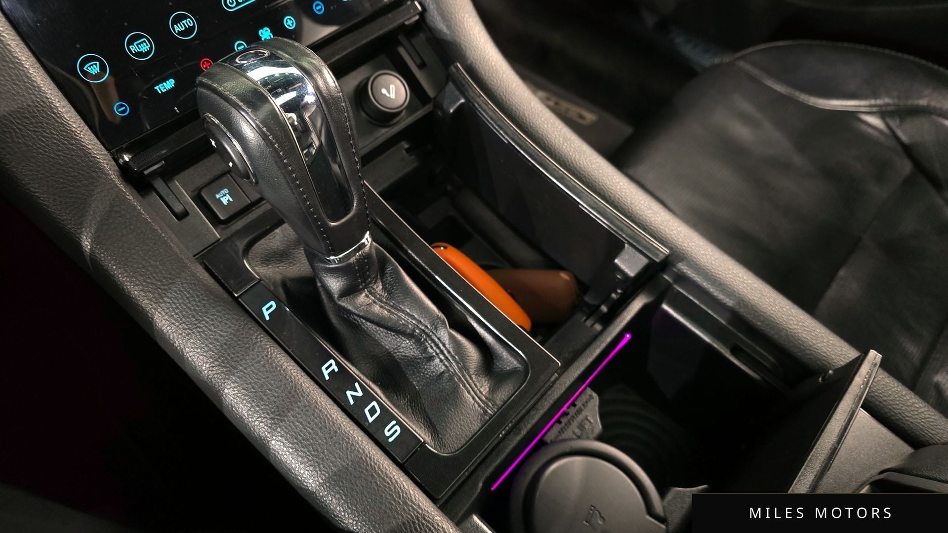Ford Taurus 2015 — миниатюра 9
