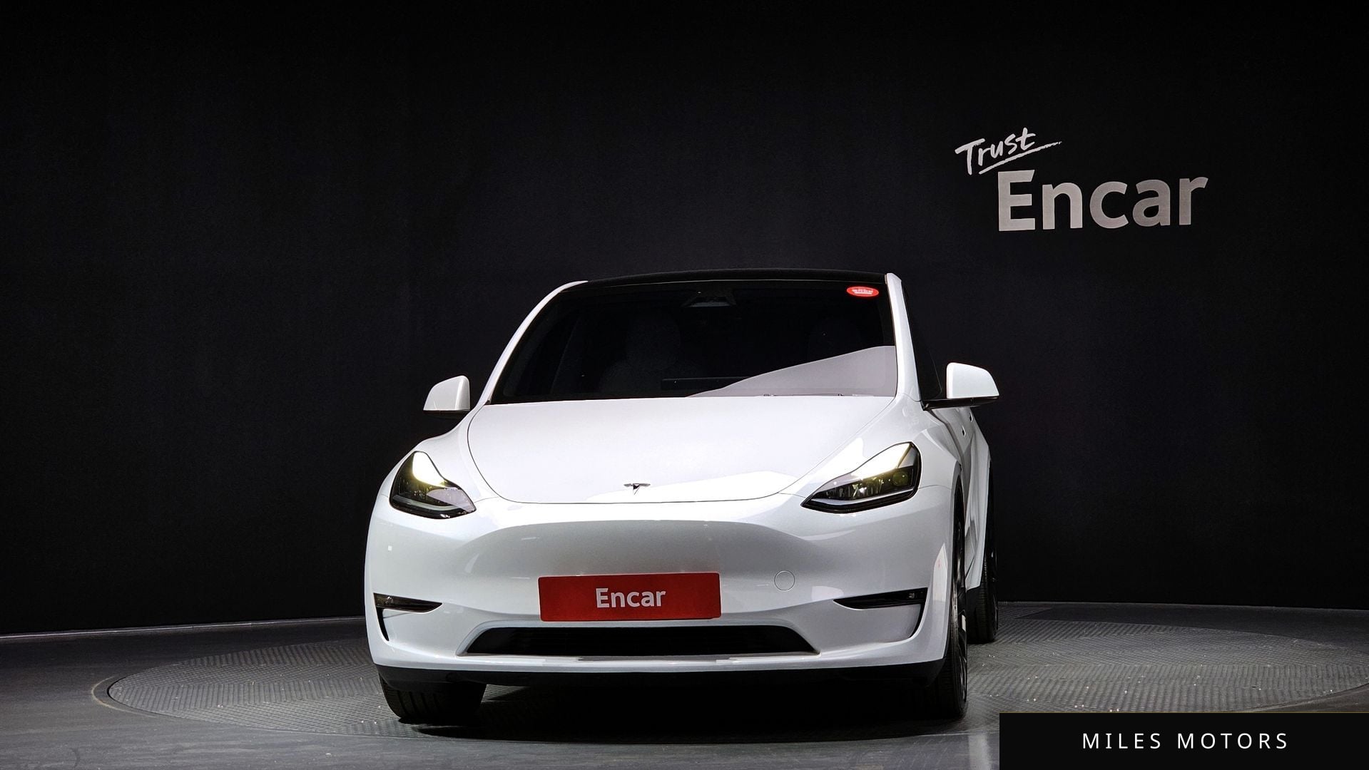 Tesla 모델 Y 2024 — миниатюра 3