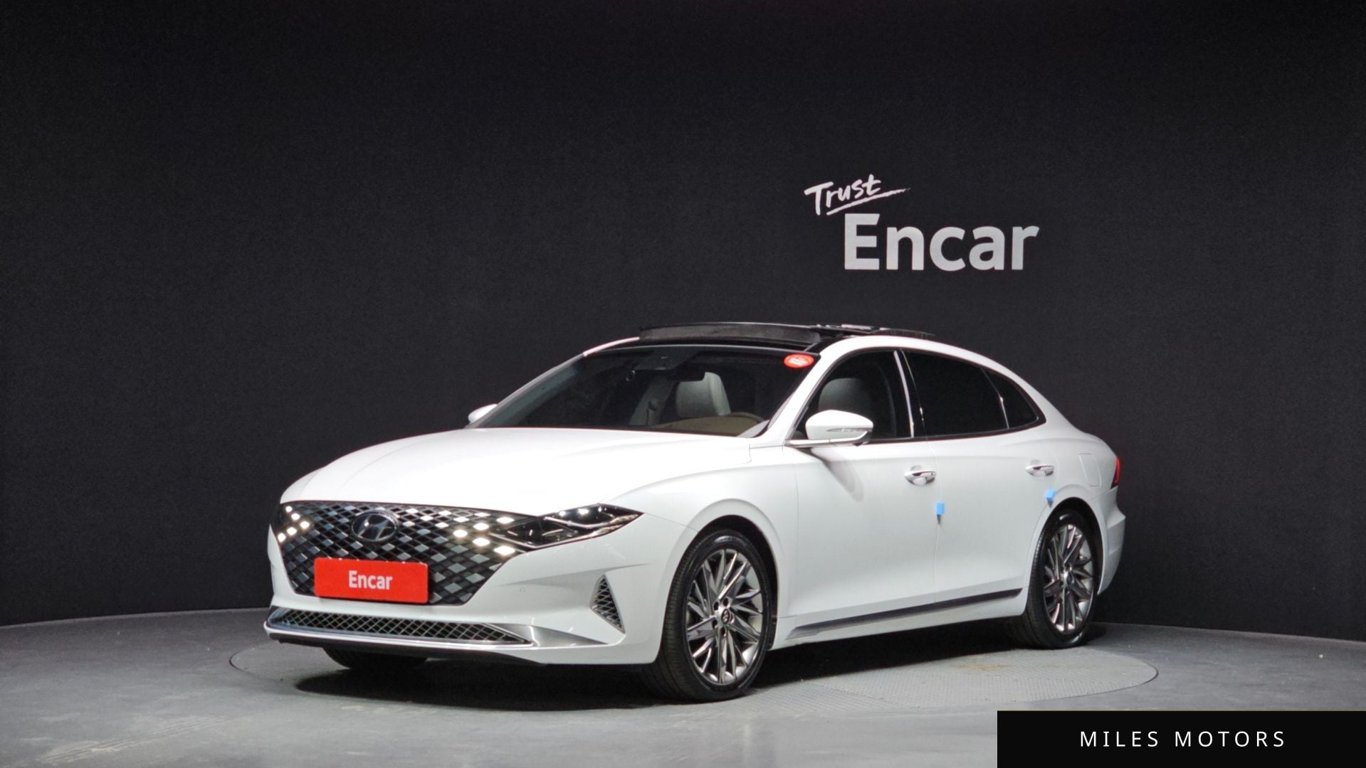 Hyundai Grandeur 2021 — фото 1 из 12