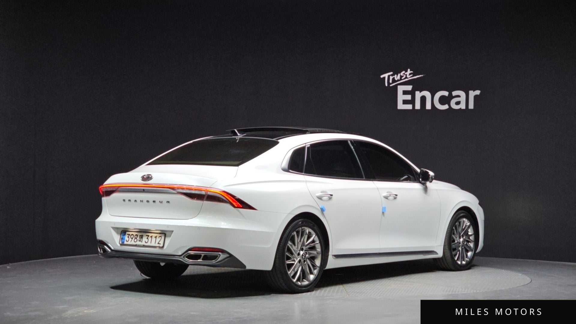 Hyundai Grandeur 2021 — миниатюра 2