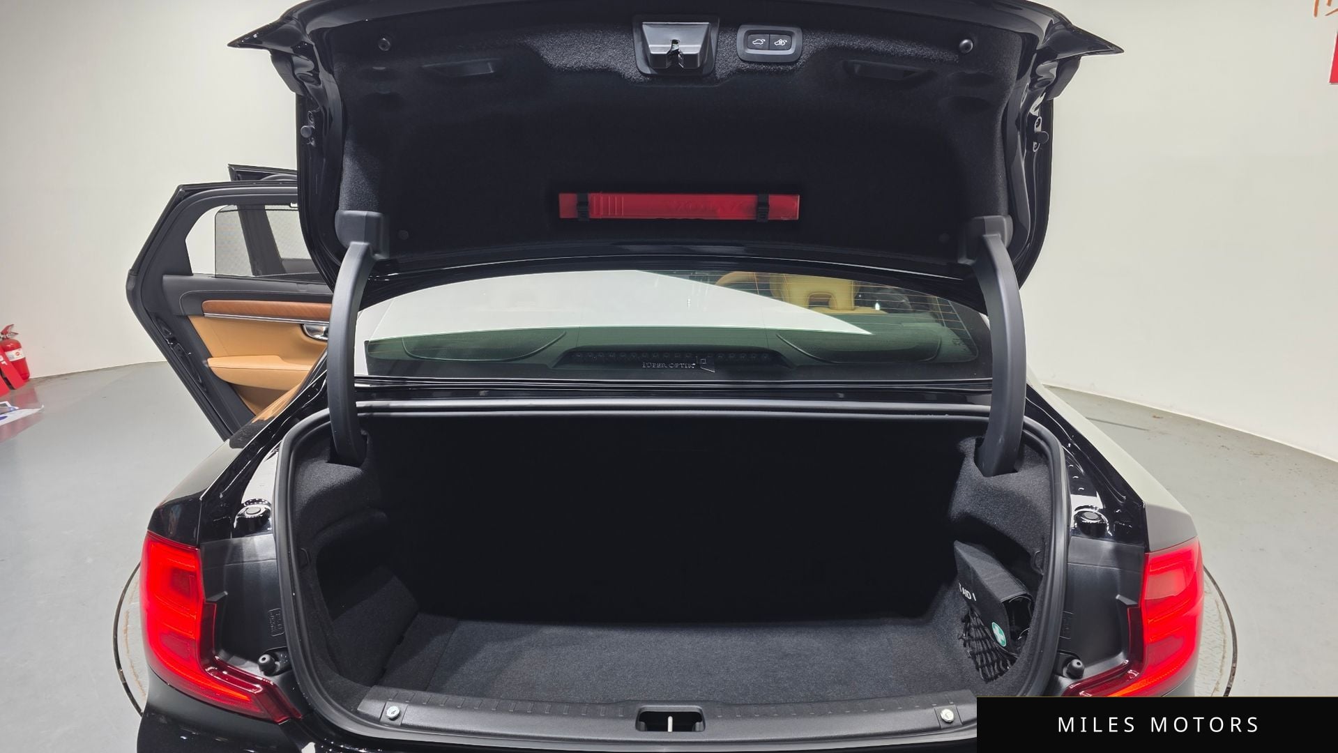Volvo S90 2020 — миниатюра 26