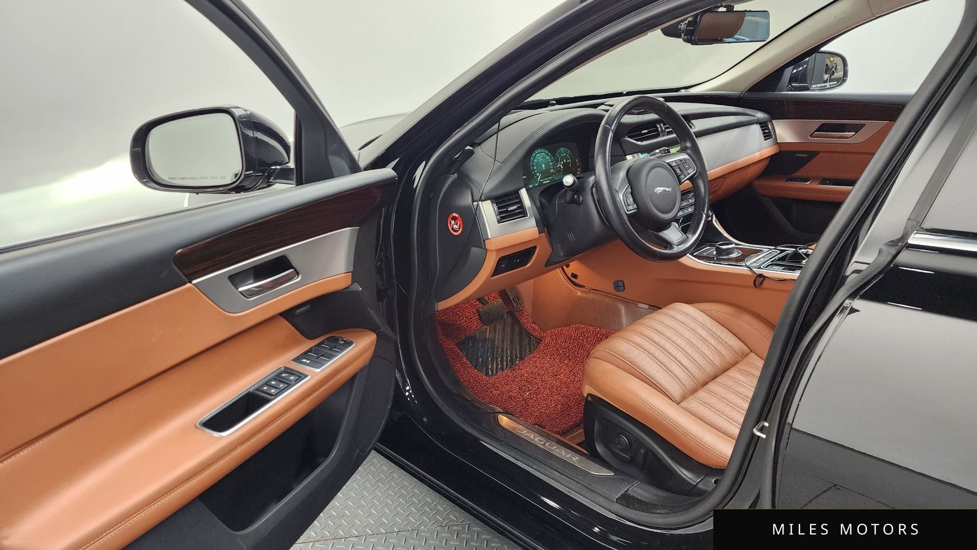 Jaguar XF (X260) 2017 — миниатюра 10