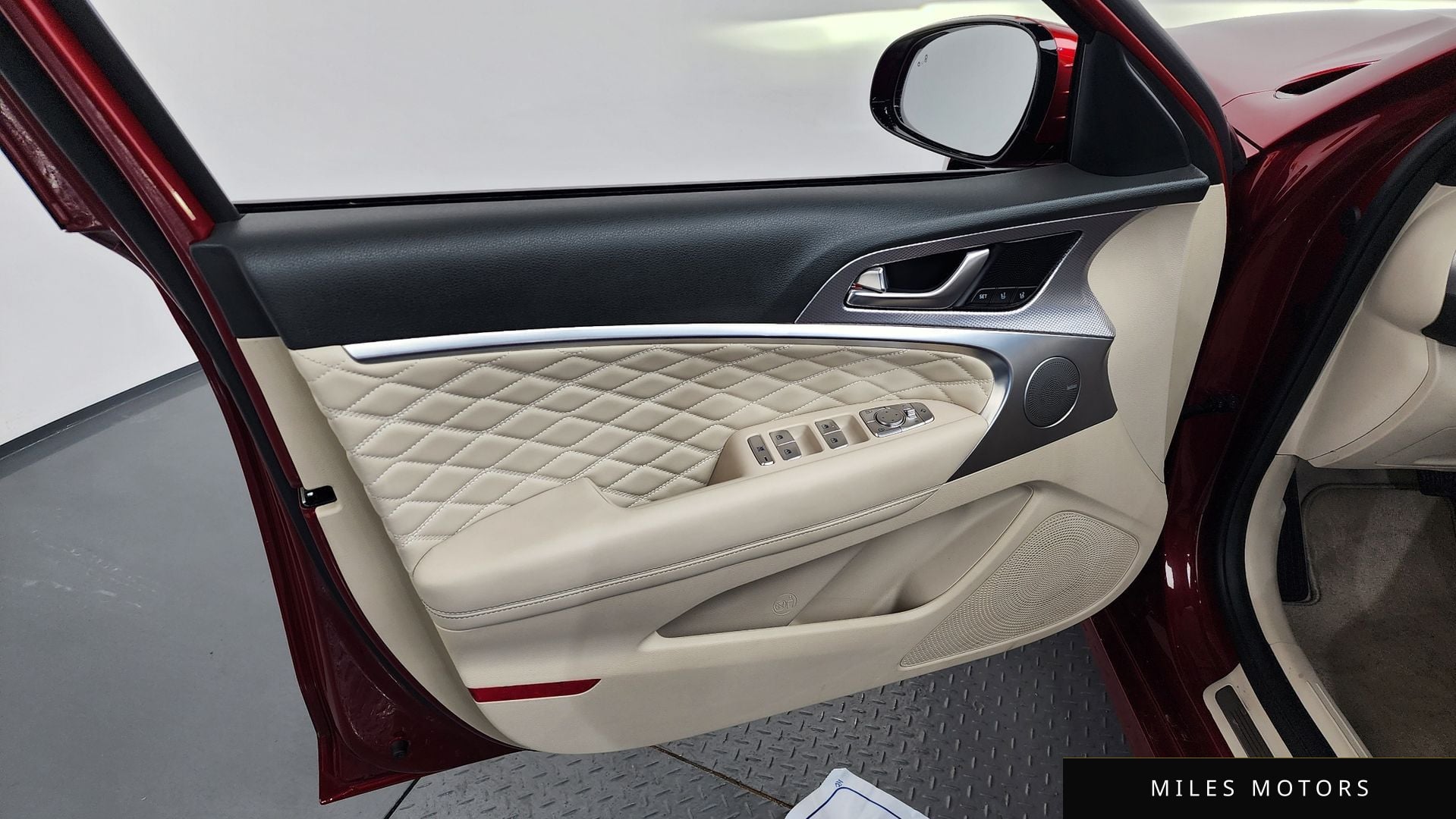 Genesis G70 2023 — миниатюра 14