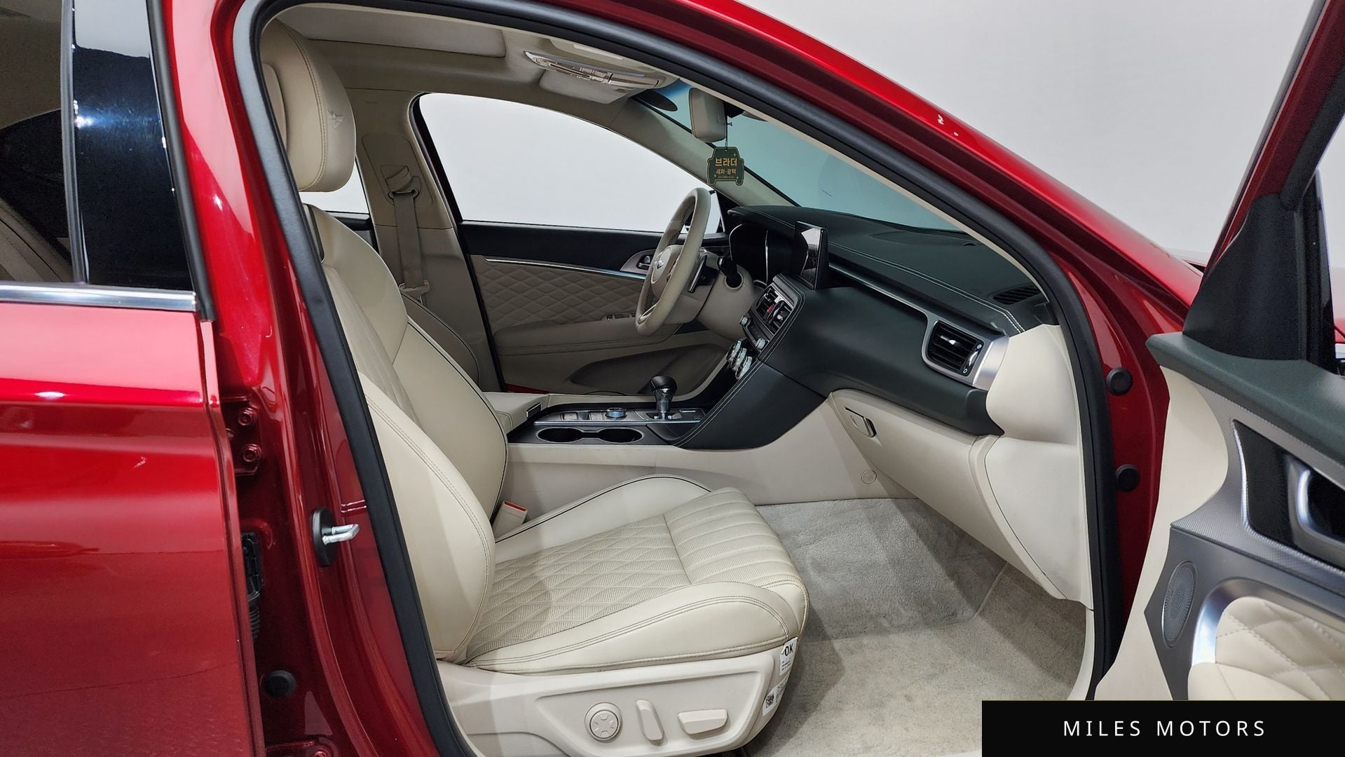 Genesis G70 2023 — миниатюра 16