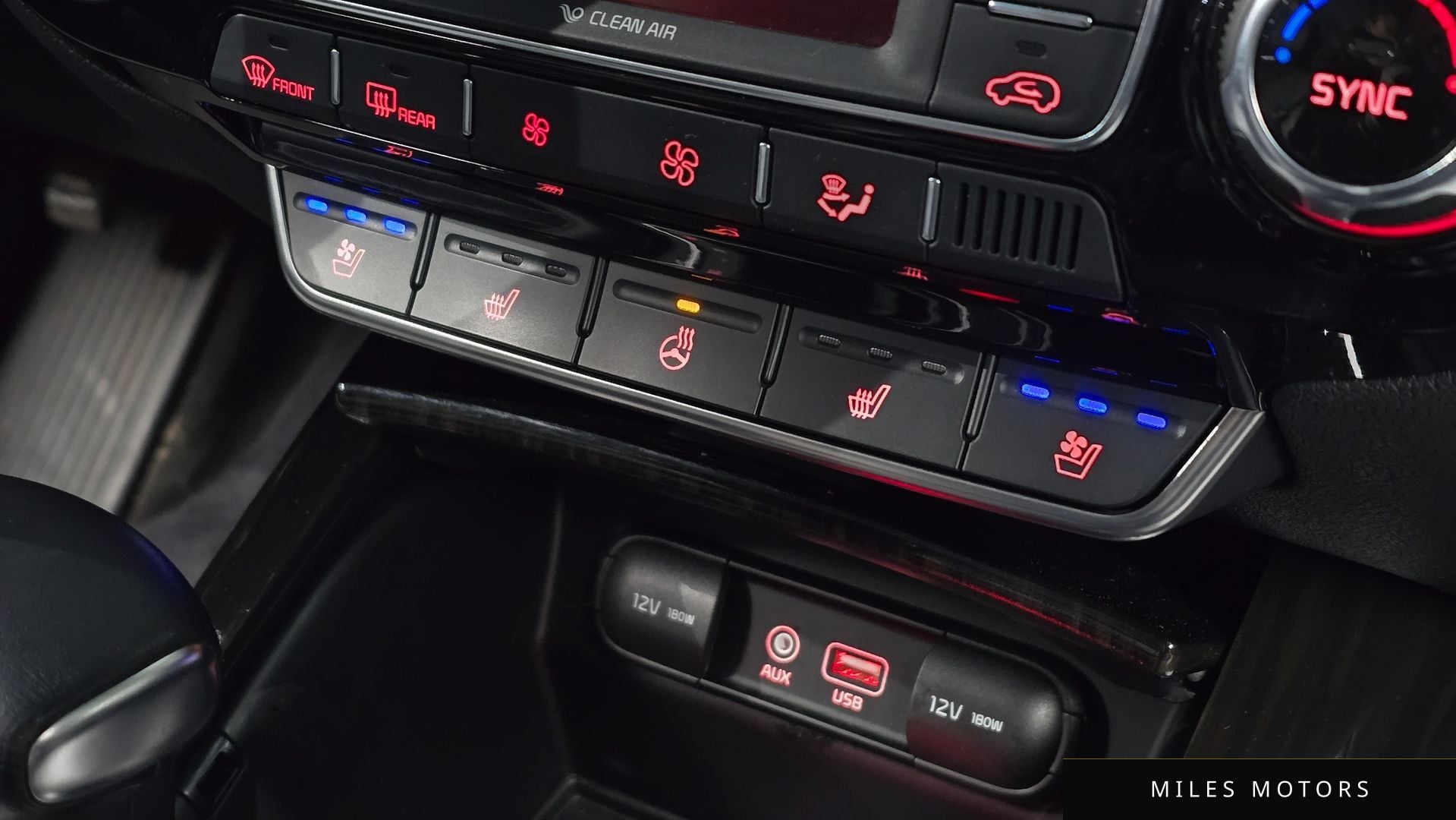 Kia Sorento 2018 — миниатюра 29