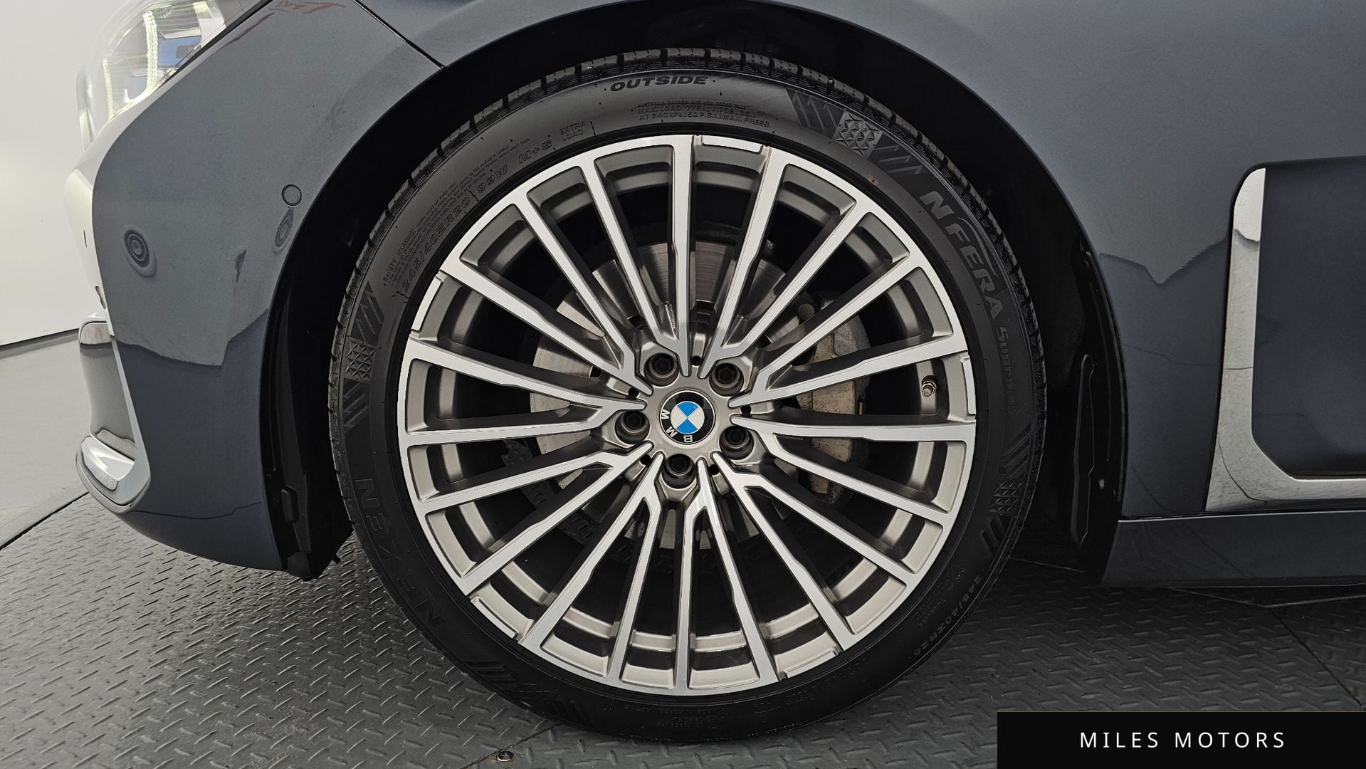 BMW 7 Series (G11) 2020 — миниатюра 5