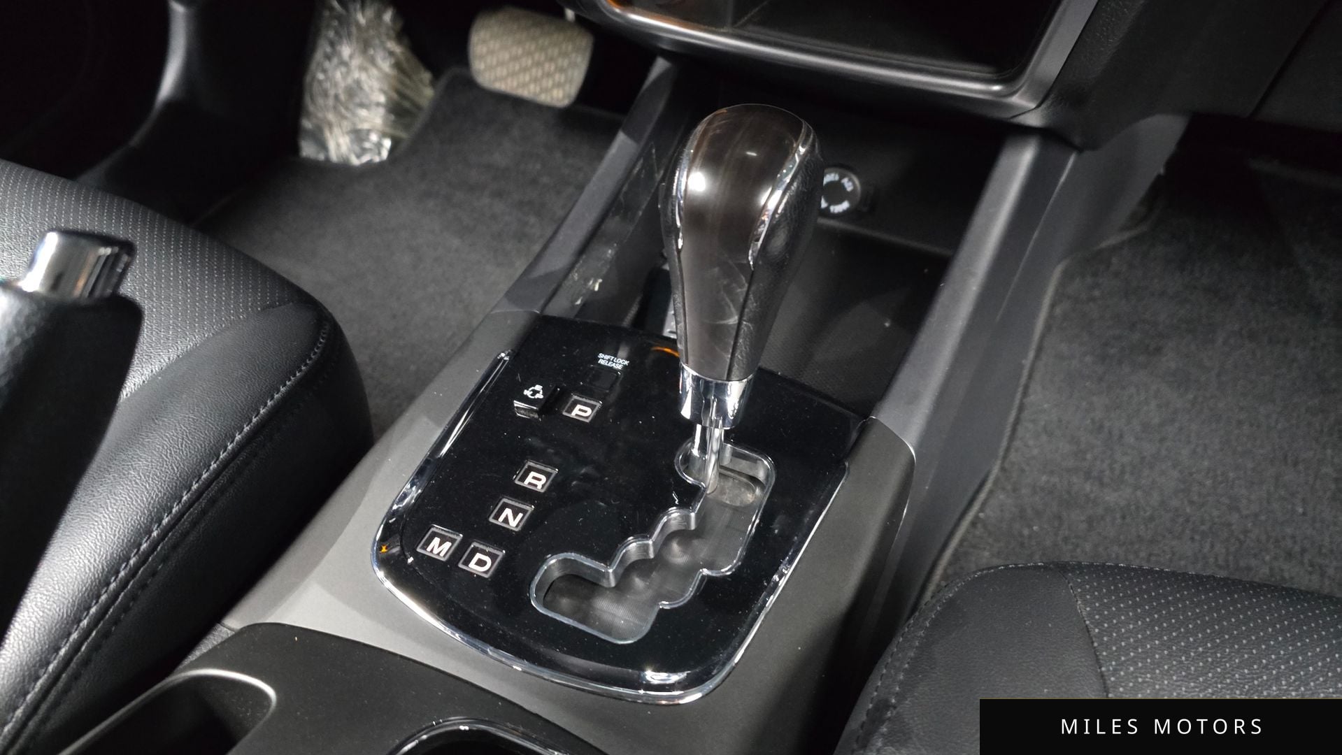 KG Mobility KORANDO 2015 — миниатюра 9