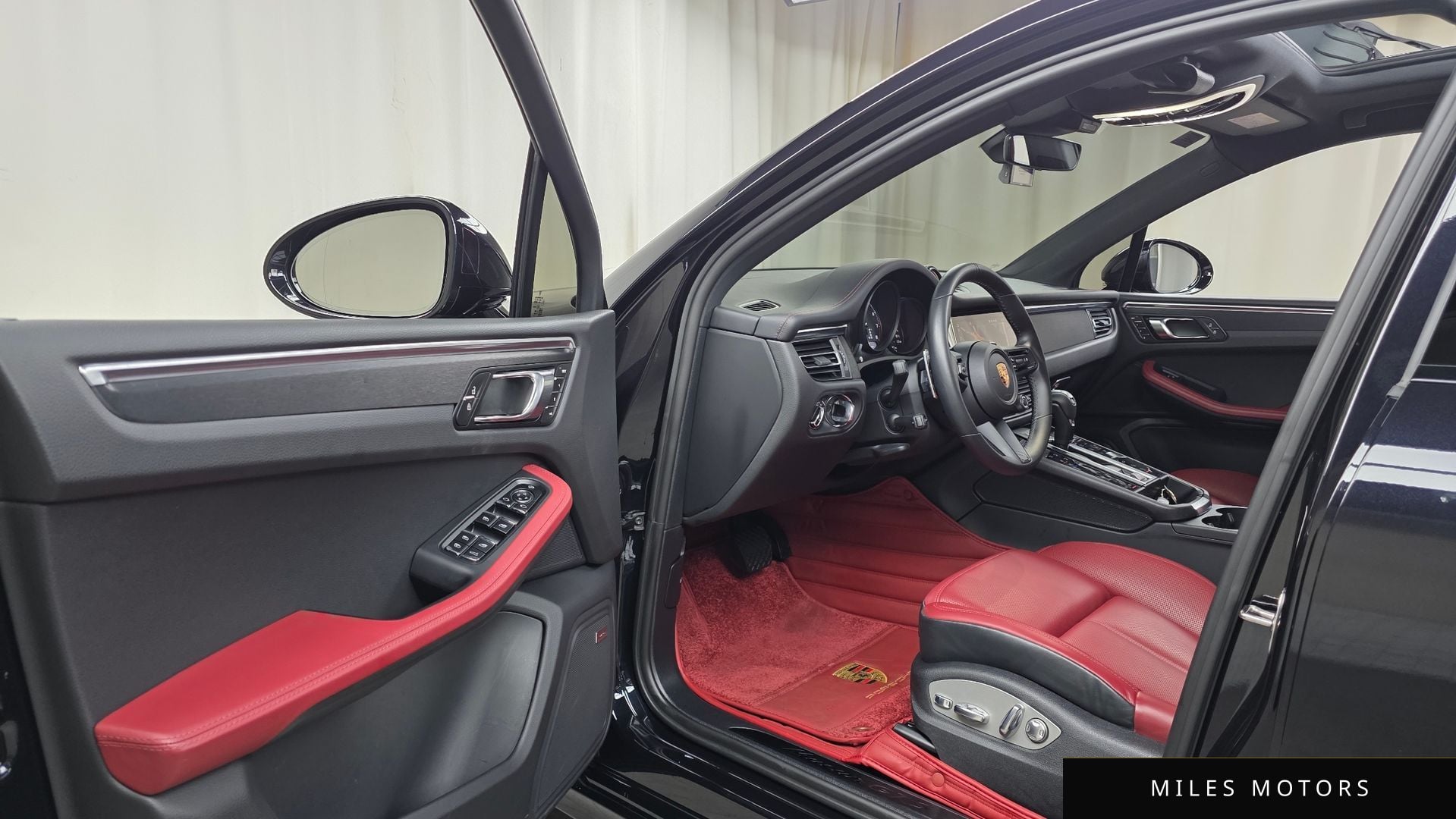 Porsche 마칸 2024 — миниатюра 10