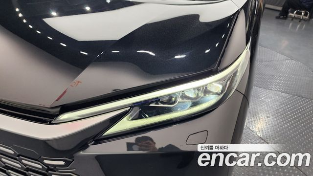 Лексус LM 2025 — миниатюра 8
