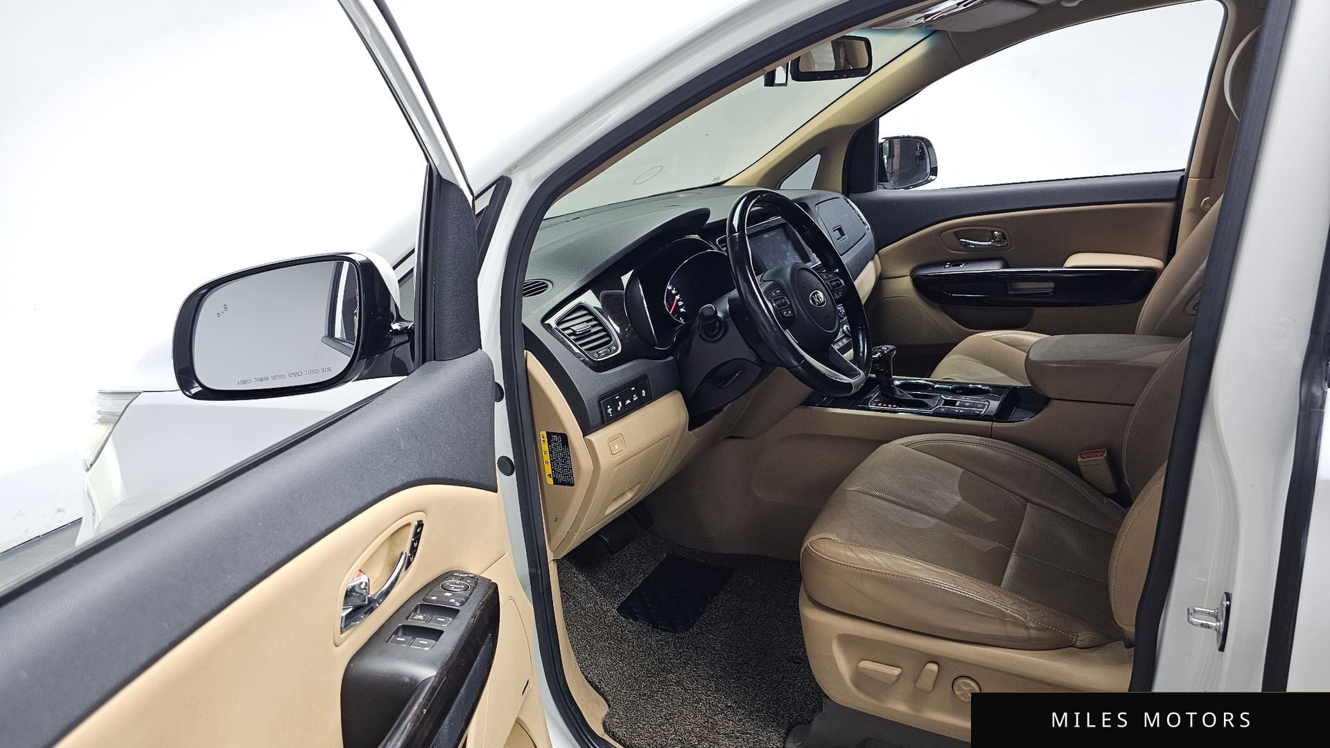 Kia Canival 2019 — миниатюра 12