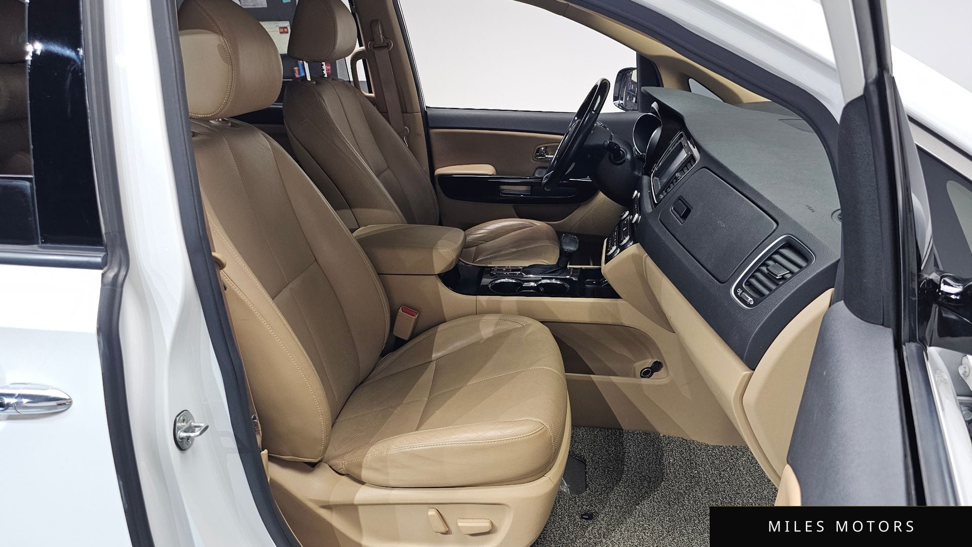 Kia Canival 2019 — миниатюра 15