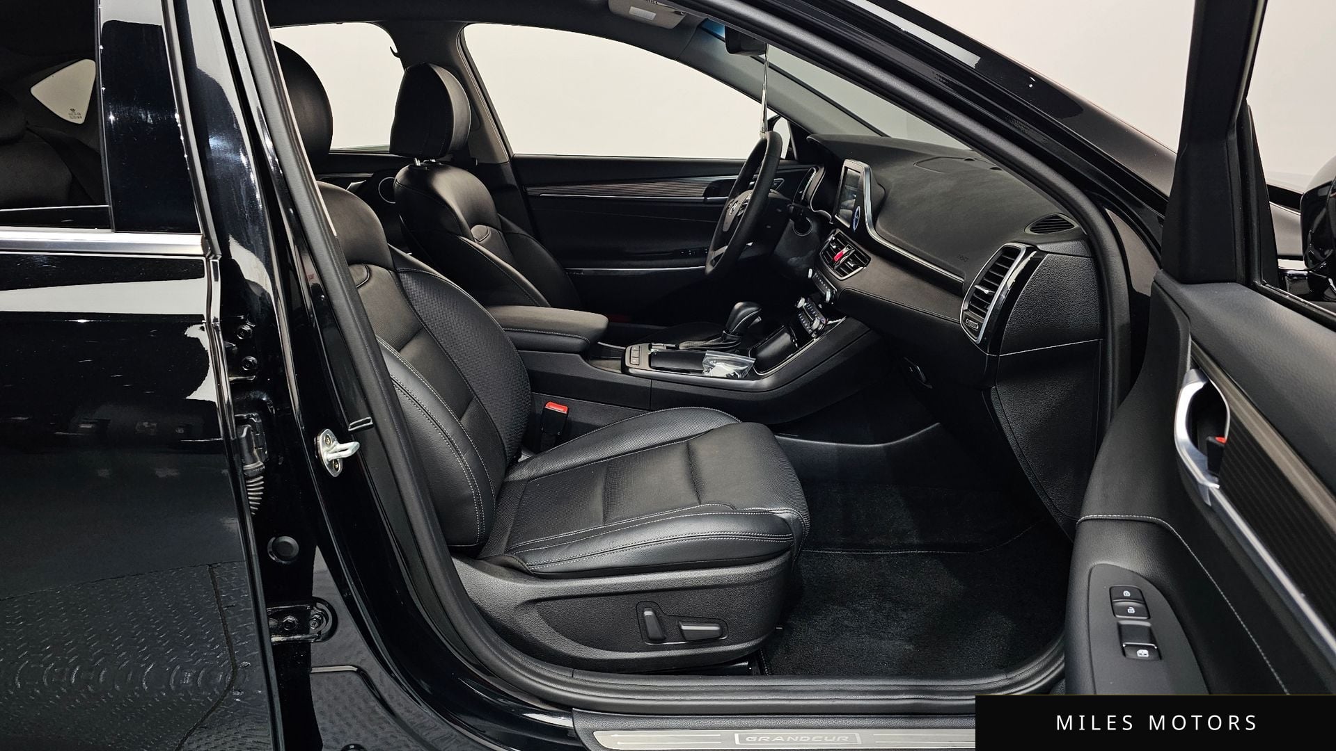 Hyundai Grandeur 2018 — миниатюра 17