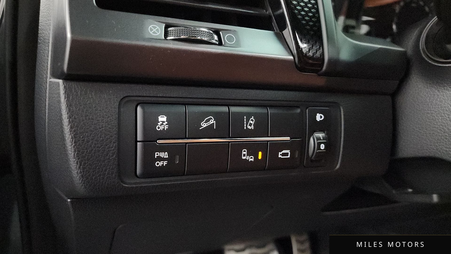 KG Mobility Rexton 2021 — миниатюра 29
