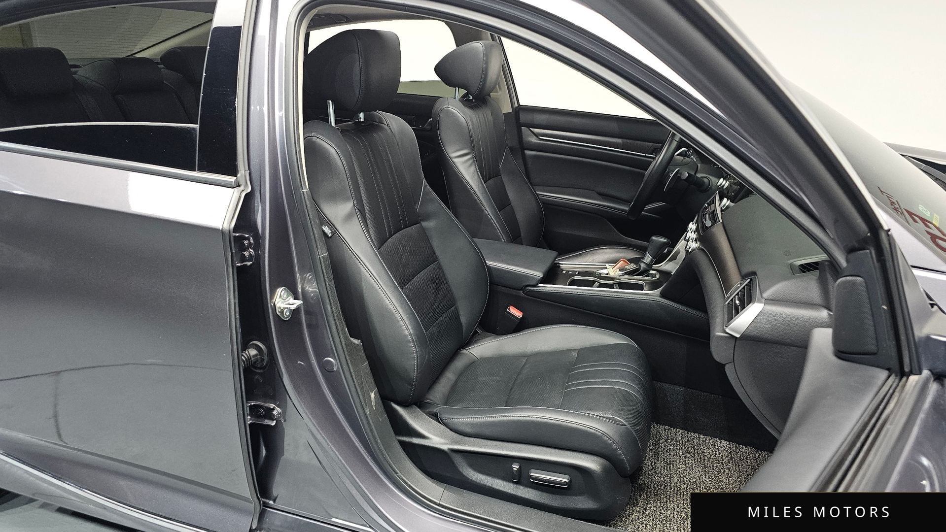 Honda Accord 2018 — миниатюра 18