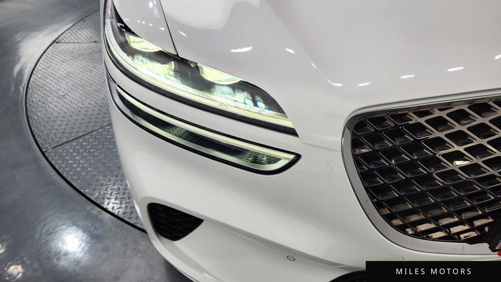 Genesis GV70 2023 — миниатюра 8