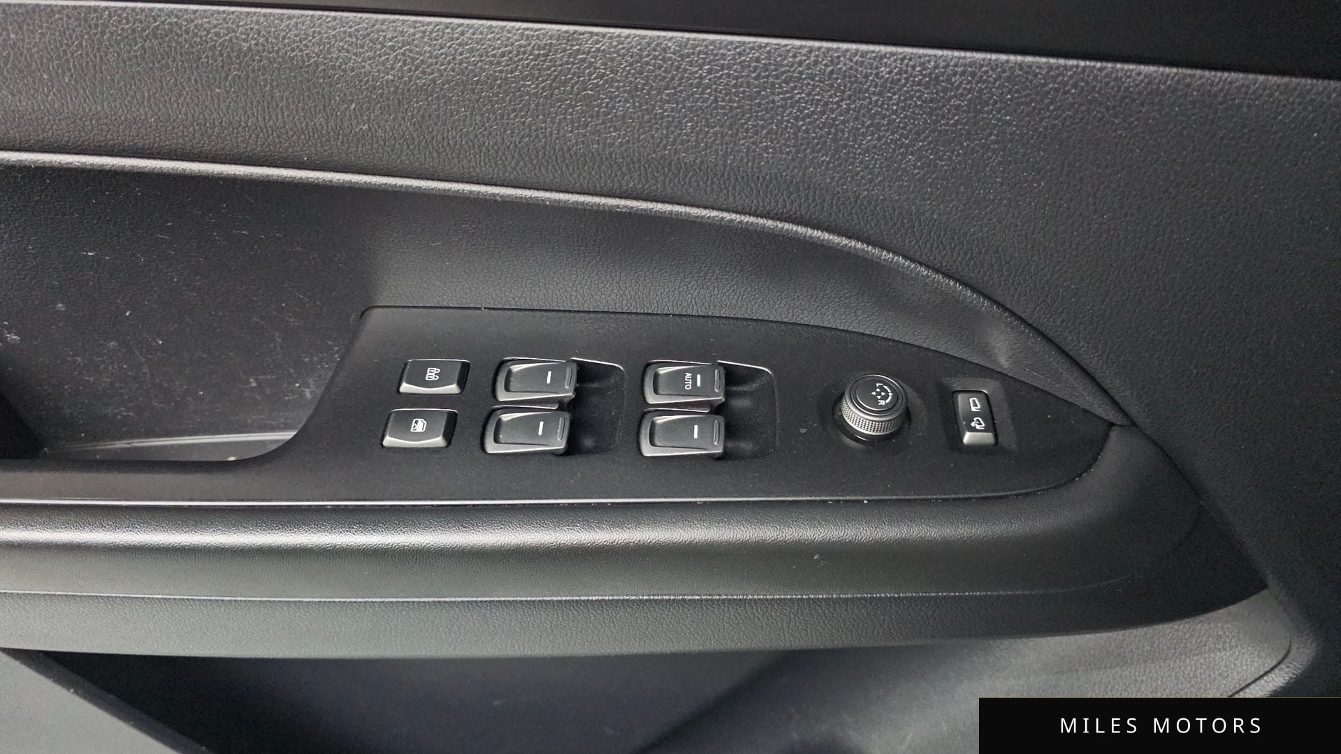KG Mobility Rexton 2021 — миниатюра 30