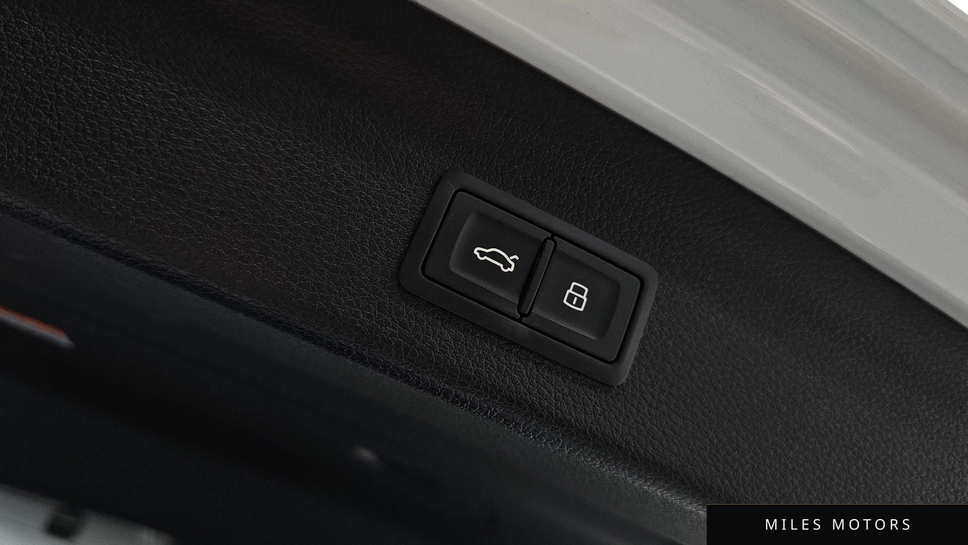 Audi Q3 (F3) 2022 — миниатюра 21
