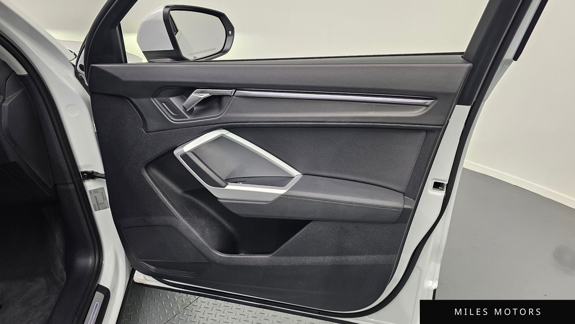 Audi Q3 (F3) 2022 — миниатюра 14