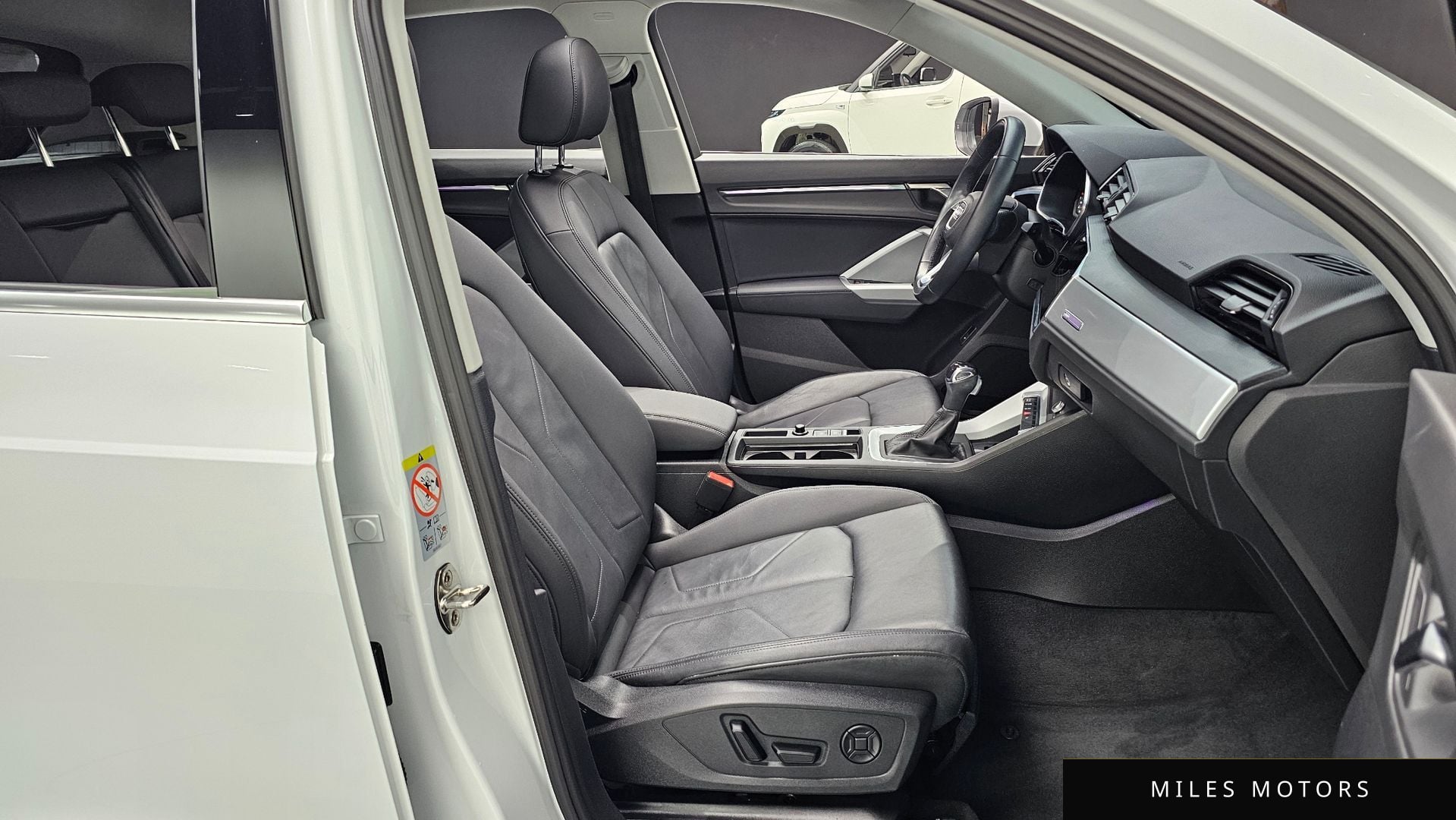 Audi Q3 (F3) 2022 — миниатюра 16
