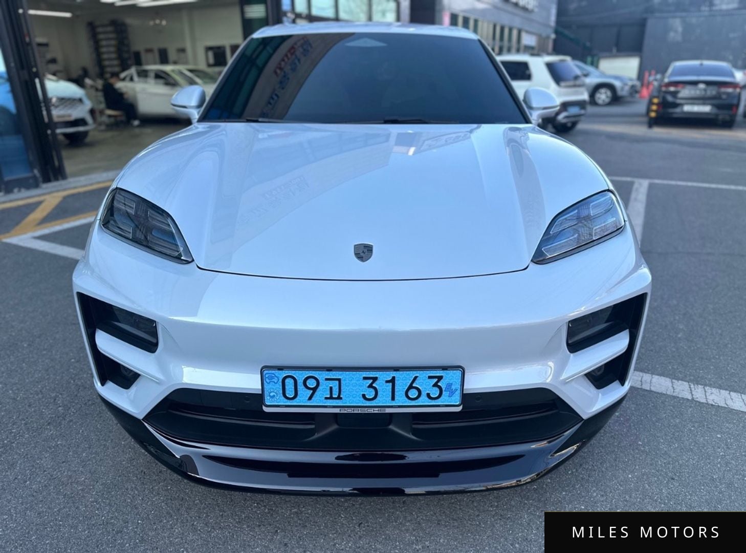 Porsche Macan 2025 — фото 1 из 8