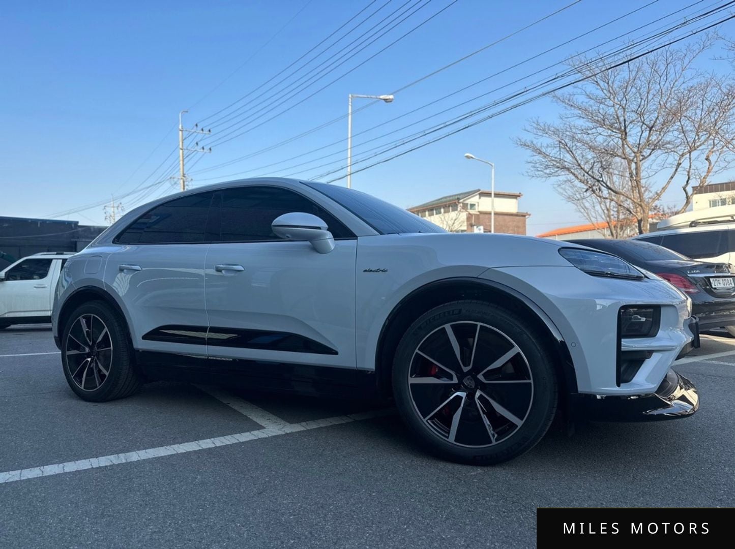 Porsche Macan 2025 — миниатюра 2