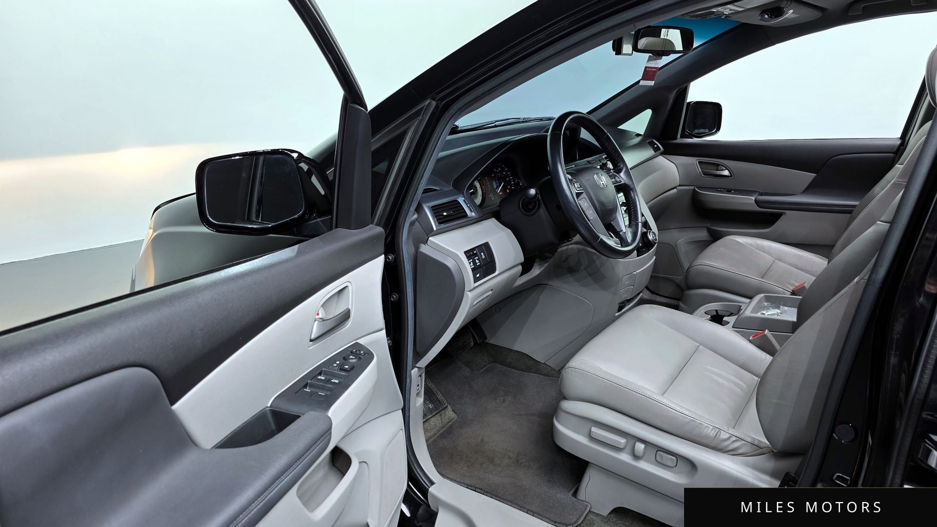 Honda 오딧세이 2012 — миниатюра 10