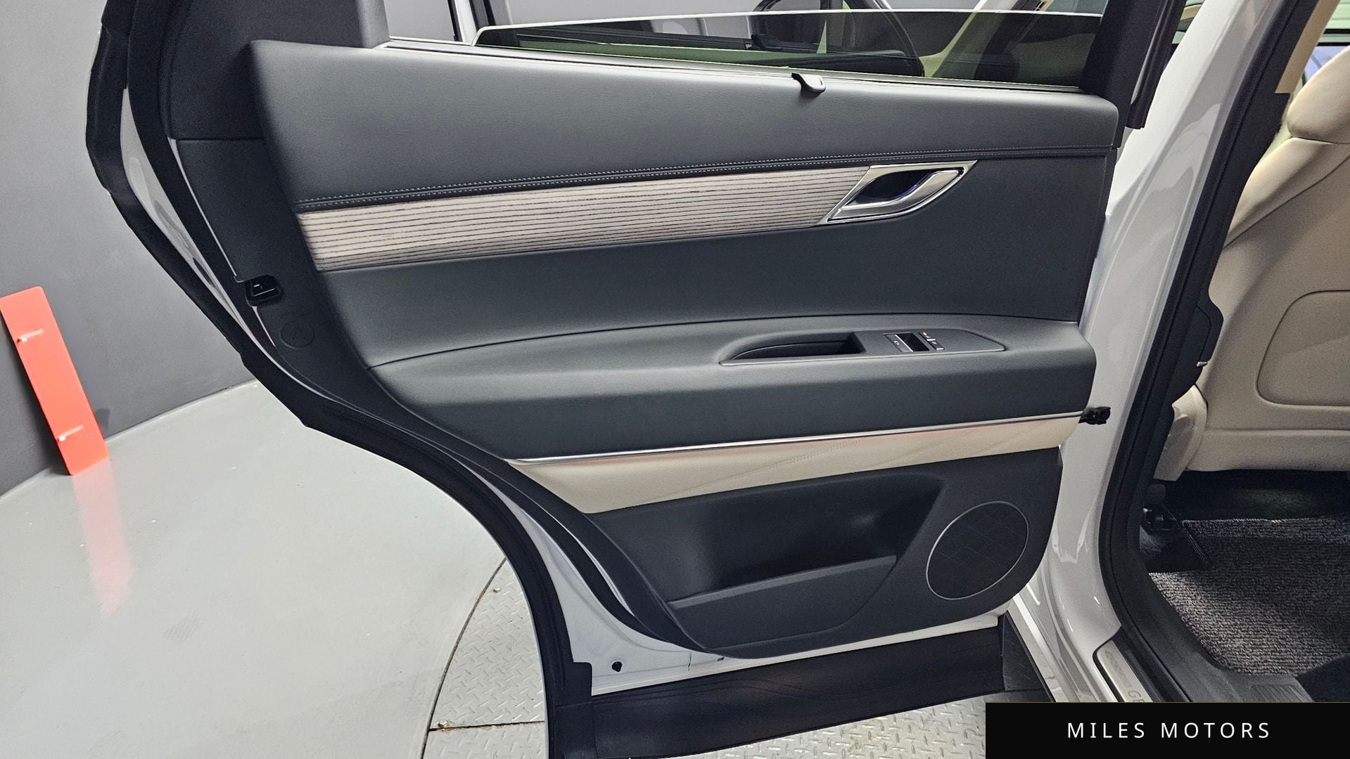 Genesis GV80 2025 — миниатюра 14