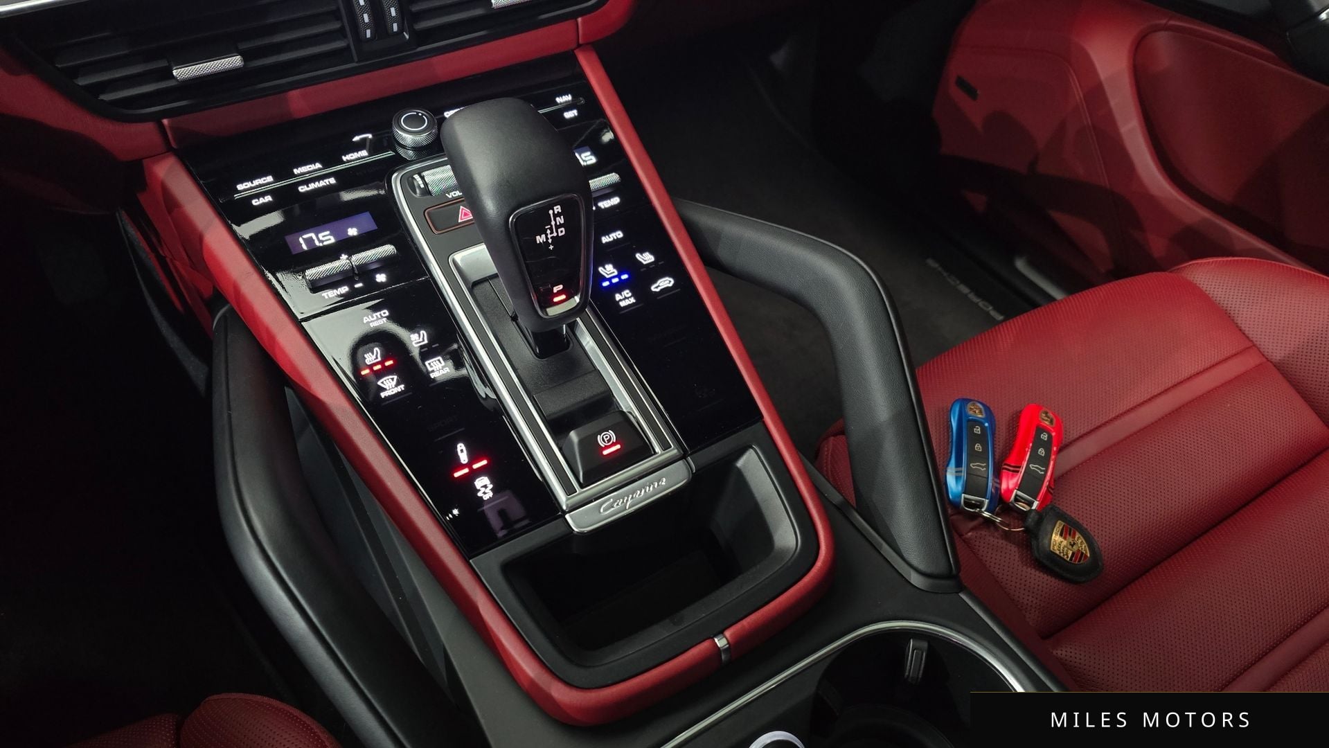 Porsche Cayenne 2023 — миниатюра 12