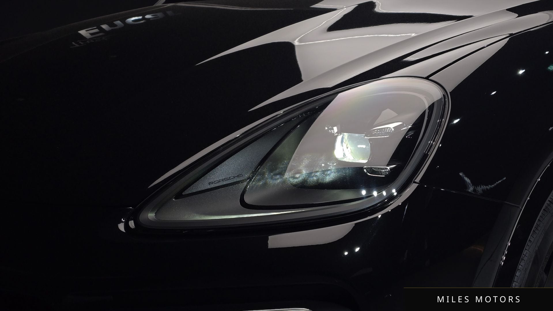 Porsche Cayenne 2023 — миниатюра 8