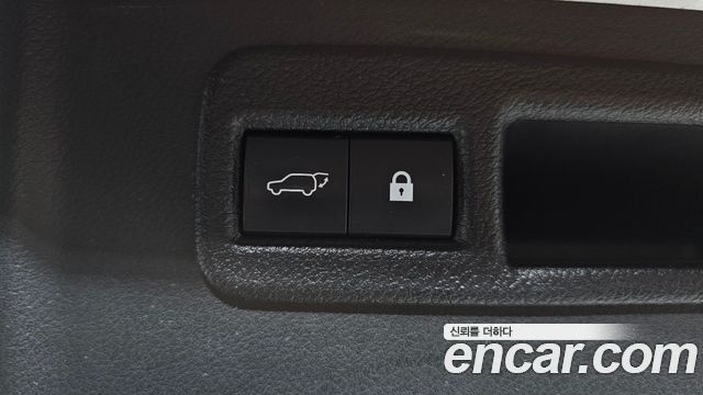 Лексус NX300h 2019 — миниатюра 18