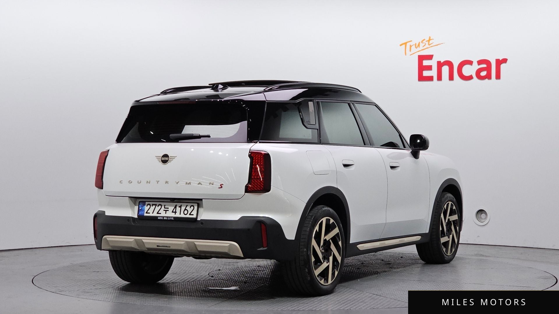 MINI Countryman 2024 — миниатюра 2