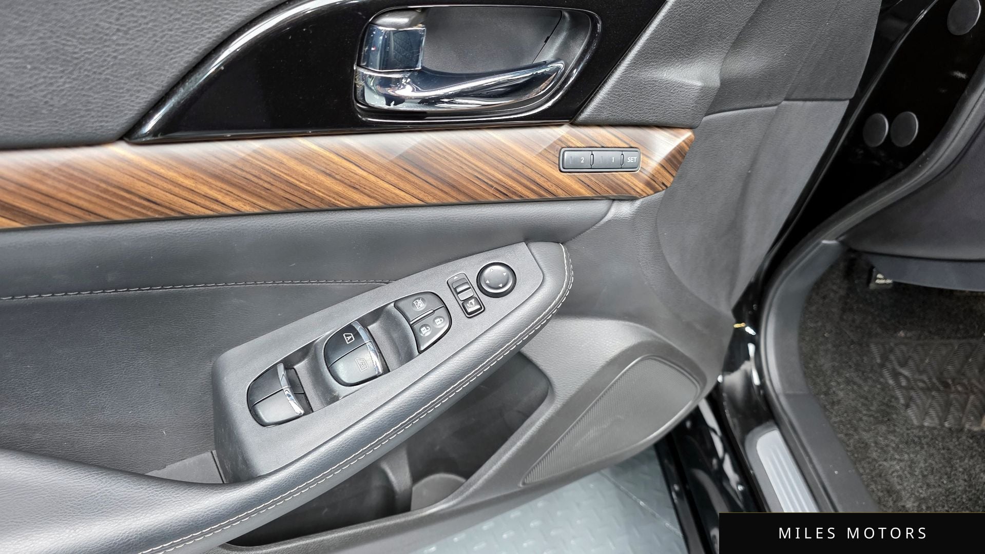 Nissan Maxima 2017 — миниатюра 17