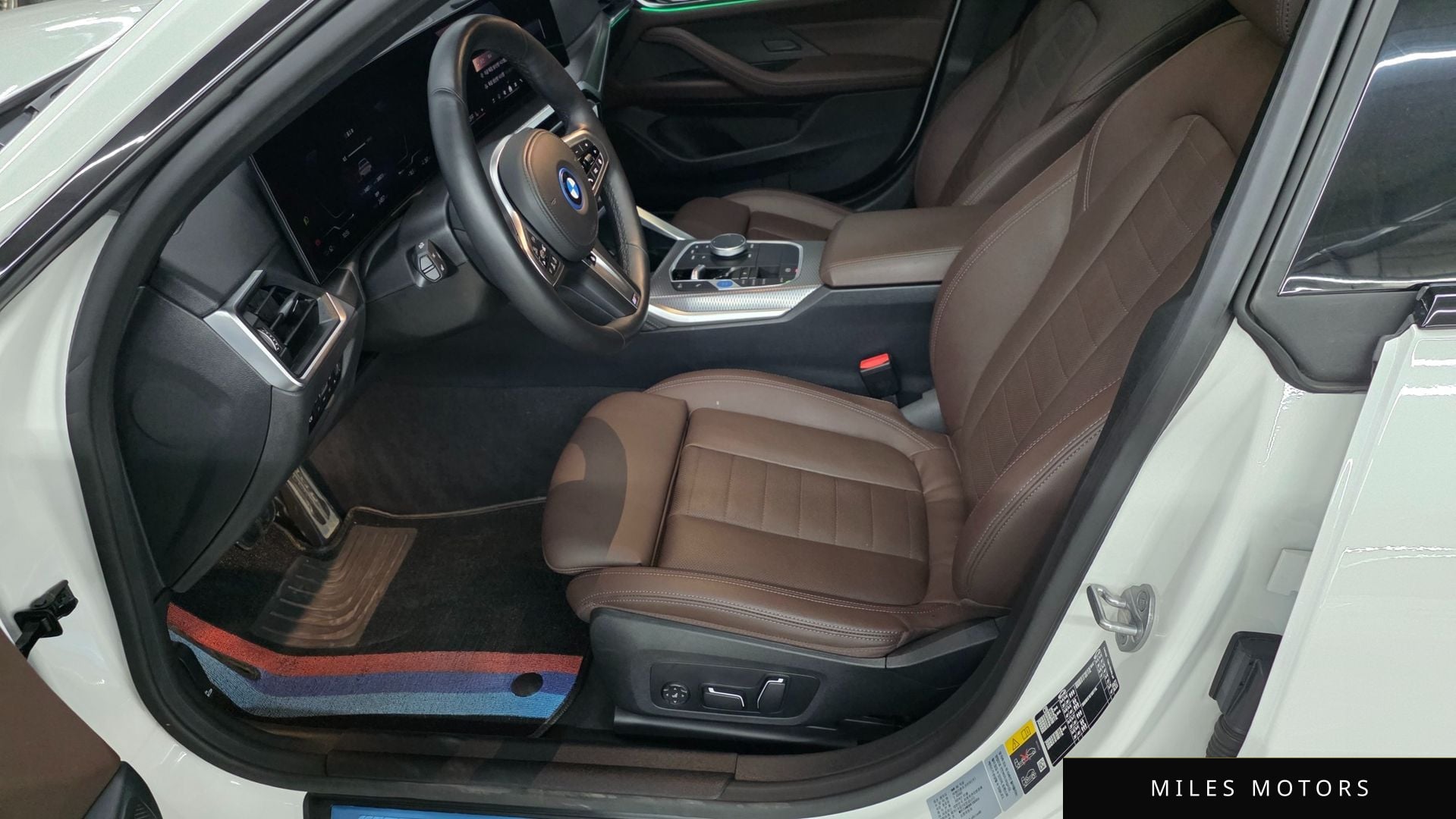 BMW i4 2024 — миниатюра 10
