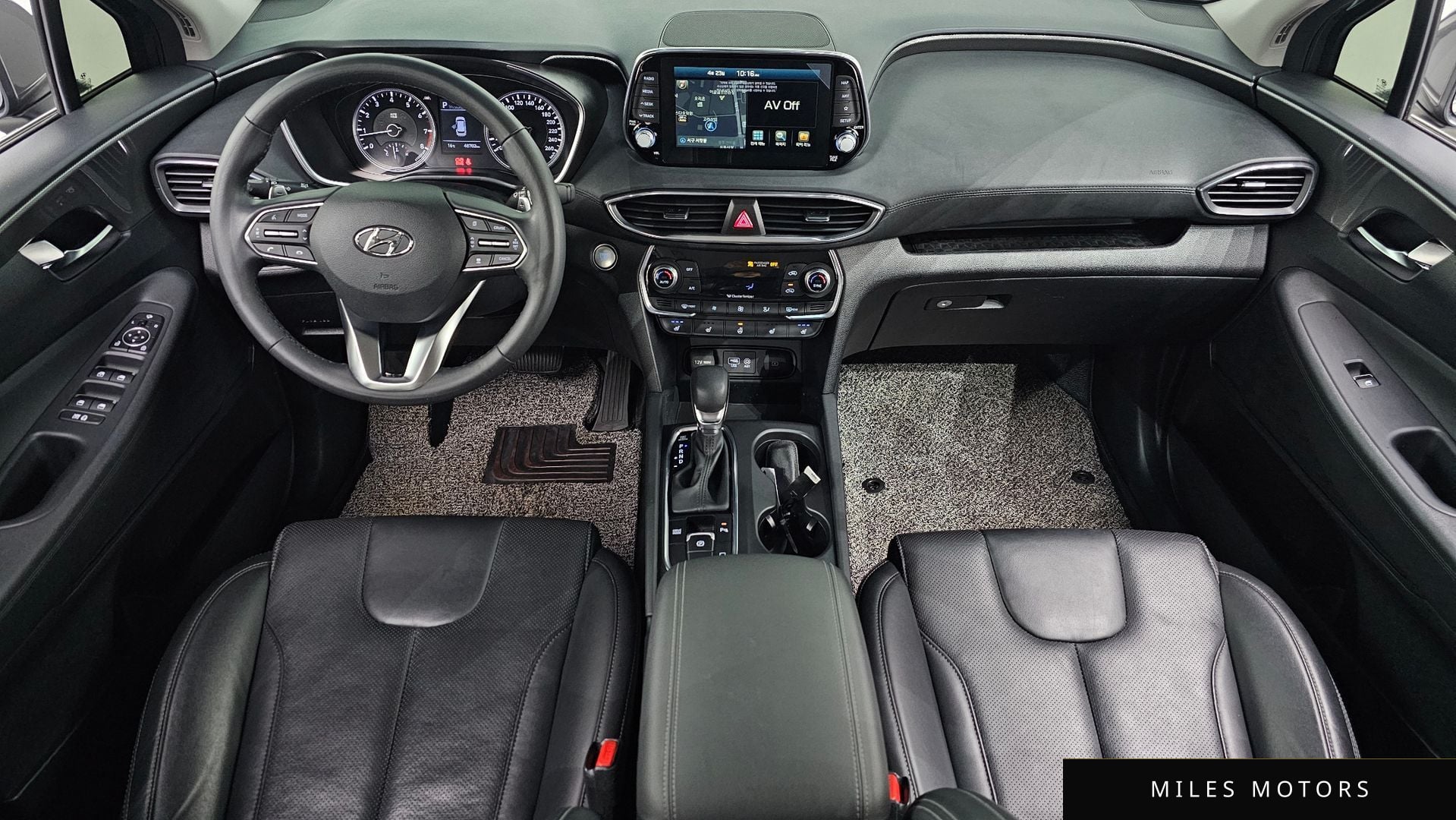 Hyundai Santafe 2019 — миниатюра 10